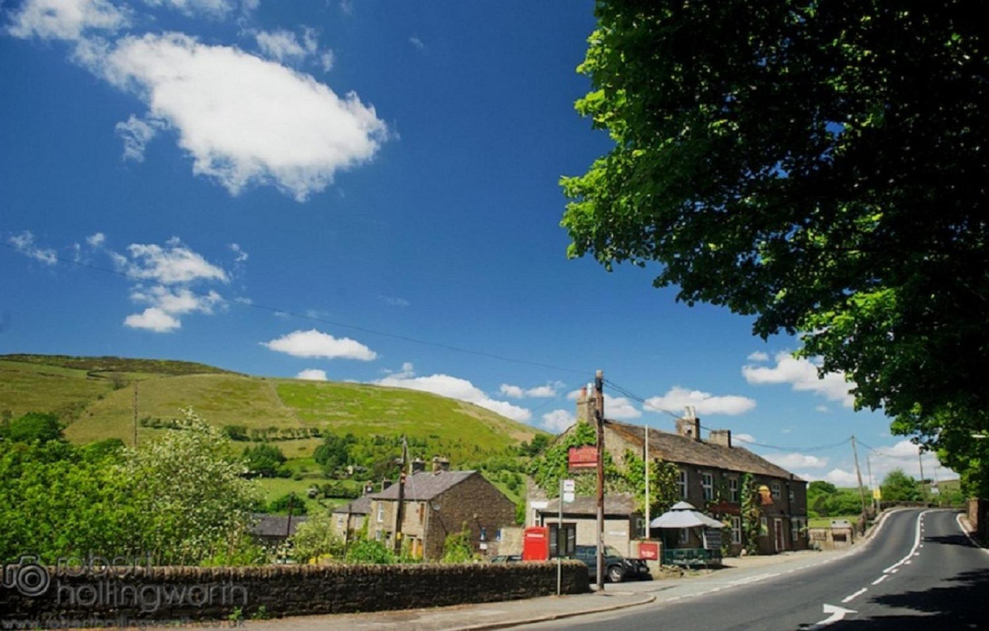 The Lantern Pike Inn Hayfield  Exterior photo